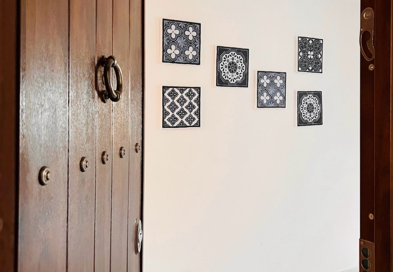Apartamento en Mijas Costa - Calahonda Sea Views with Pool and Private Parking