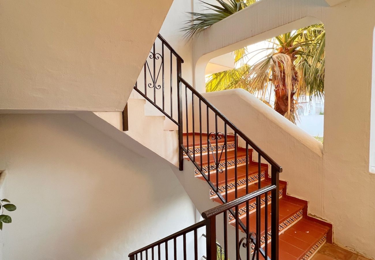 Apartamento en Mijas Costa - Calahonda Sea Views with Pool and Private Parking