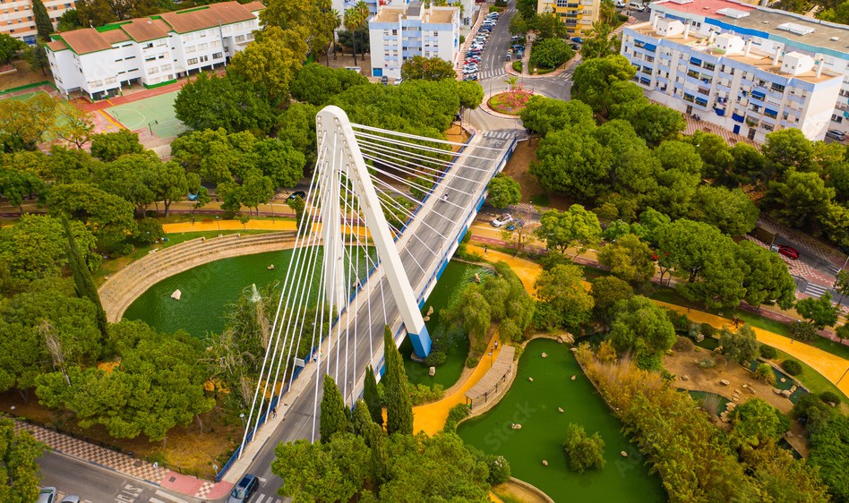Aerial view of Parque Arroyo de la Represa in Marbella