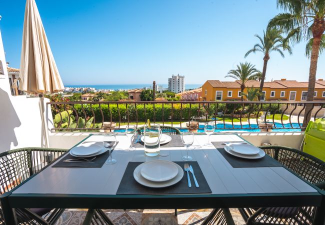 Appartement à Mijas Costa - Calahonda Sea Views with Pool and Private Parking Appartement à Mijas Costa - Calahonda Sea Views with Pool and Private Parking